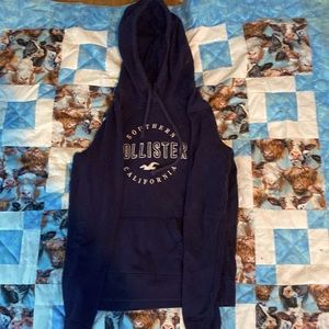 Women’s Hollister hoodie size small
